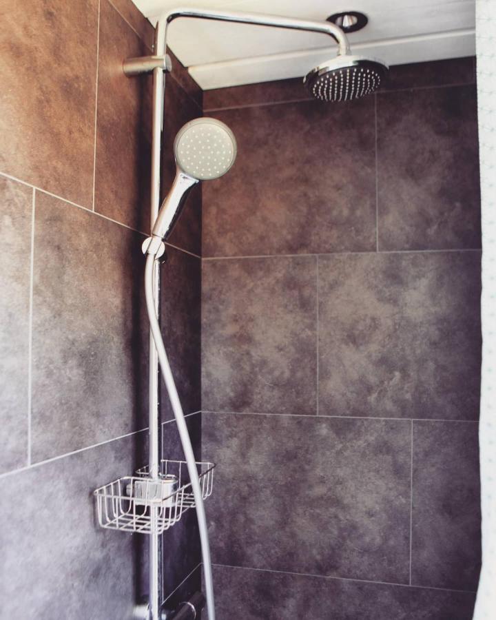 La Roulotte De L'Atelier Apartment Durbuy Luaran gambar