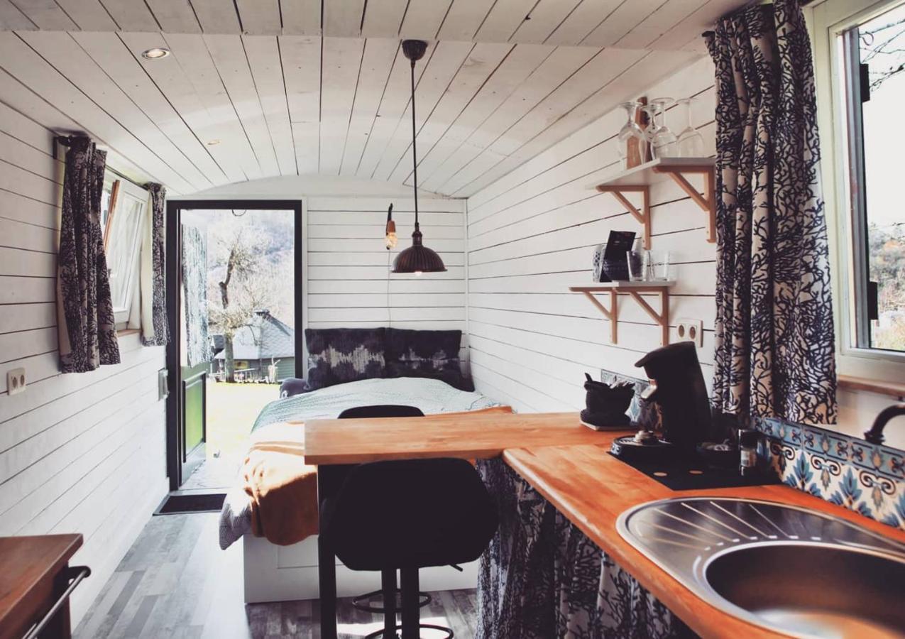 La Roulotte De L'Atelier Apartment Durbuy Luaran gambar