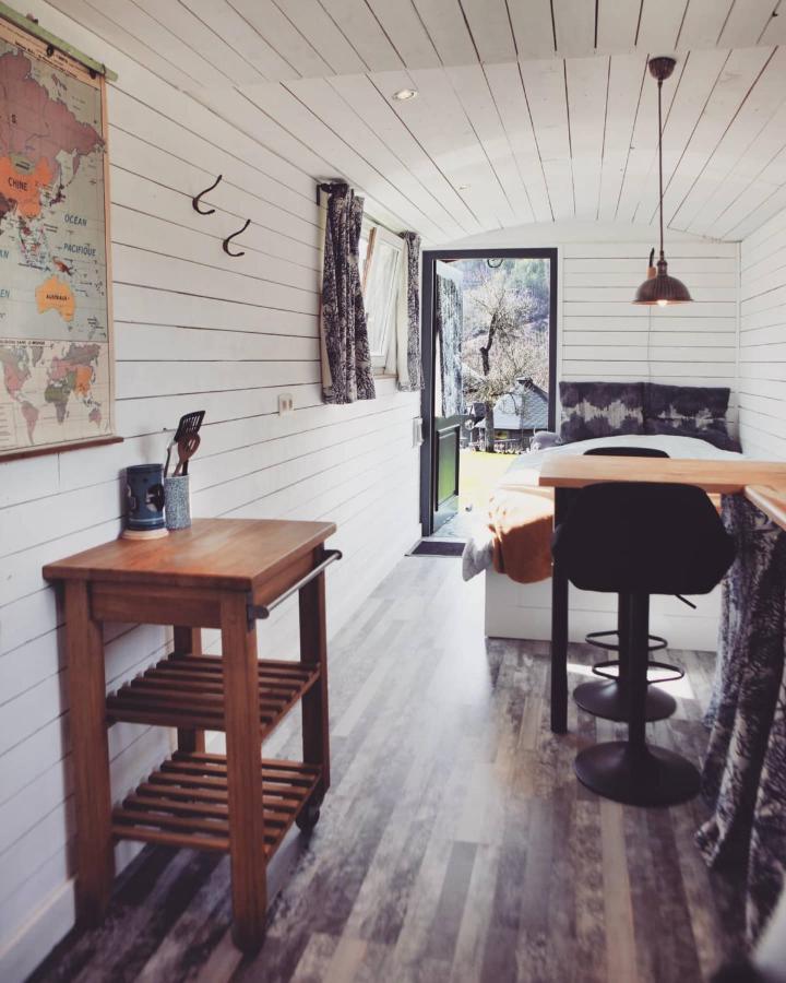 La Roulotte De L'Atelier Apartment Durbuy Luaran gambar